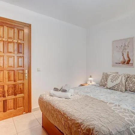 شقة Gigantes - Sunset Terrace & Sea Views By Paramount Holidays *