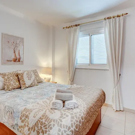 Gigantes - Sunset Terrace & Sea Views By Paramount Holidays شقة
