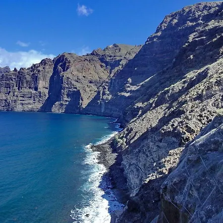 شقة Gigantes - Sunset Terrace & Sea Views By Paramount Holidays