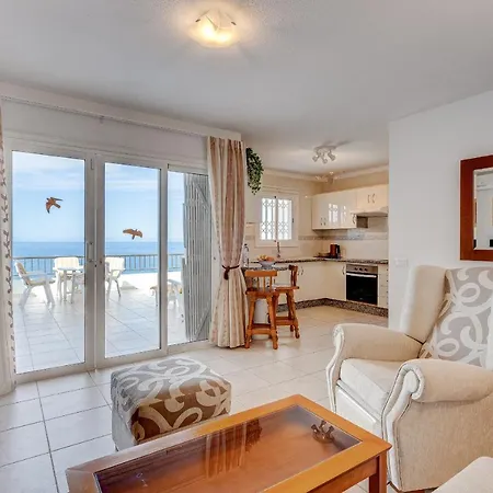 Gigantes Sea View By Paramount Holidays *